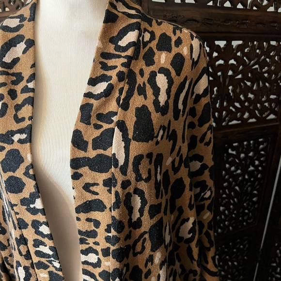 Leopard Cardigan - Picture 3 of 5